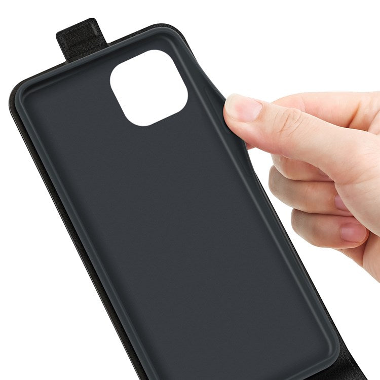 För iPhone 14 Plus 6,7 tum Slagsäkert vertikalt flipfodral Crazy Horse Texture PU-läder Magnetlås Telefonskydd med korthållare