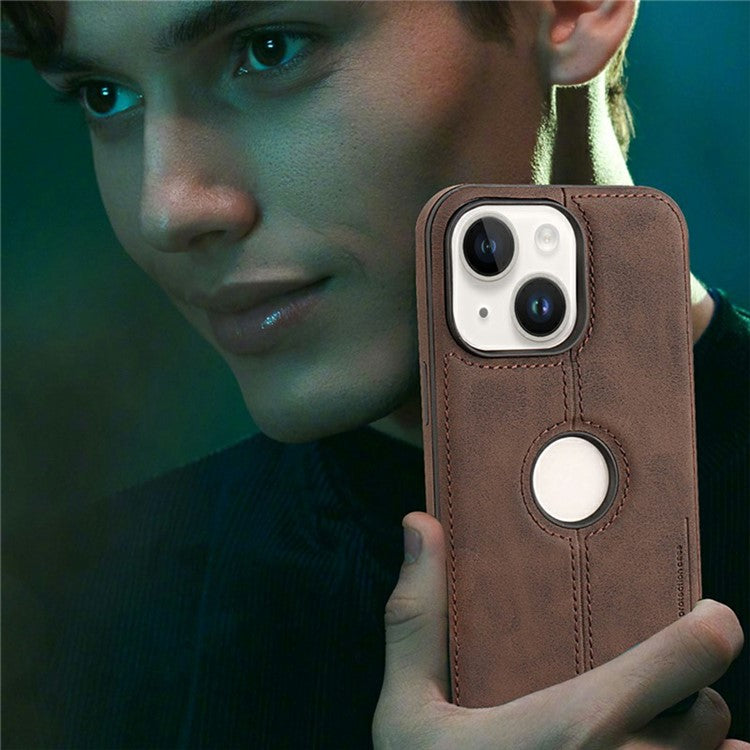 För iPhone 14-fodral Central Axis med logotyp PU-läder + PC-telefon bakstycke