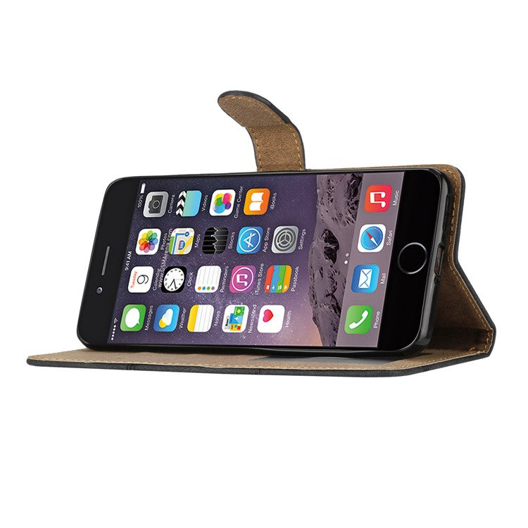 Phone Case for iPhone 6 / 6s / 7 / 8 4.7-inch / iPhone SE (2022) / SE (2020) Lines Imprinted Anti-Drop Stand Case Crazy Horse Texture PU Leather Cover with Stra