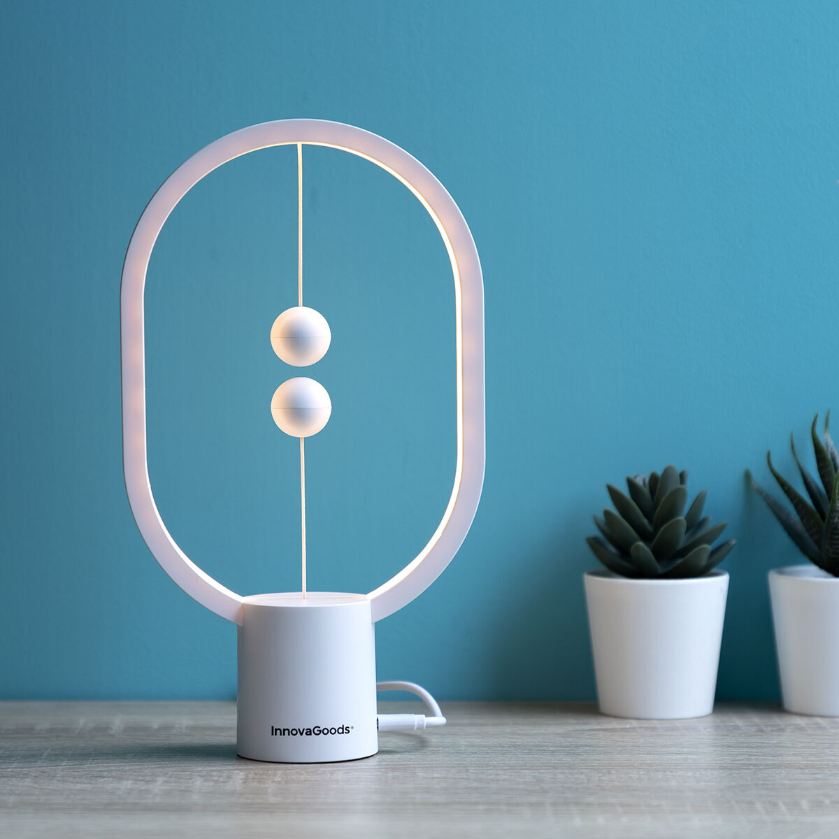 Balanslampa med magnetisk strömbrytare Magilum InnovaGoods MAGILUM